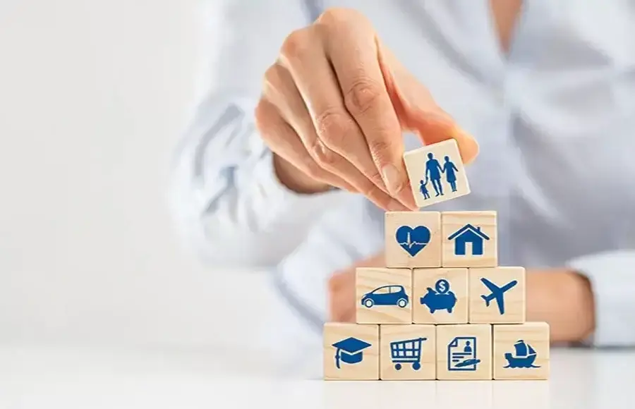 When to Visit Canada and What Type of Insurance You Should Look For